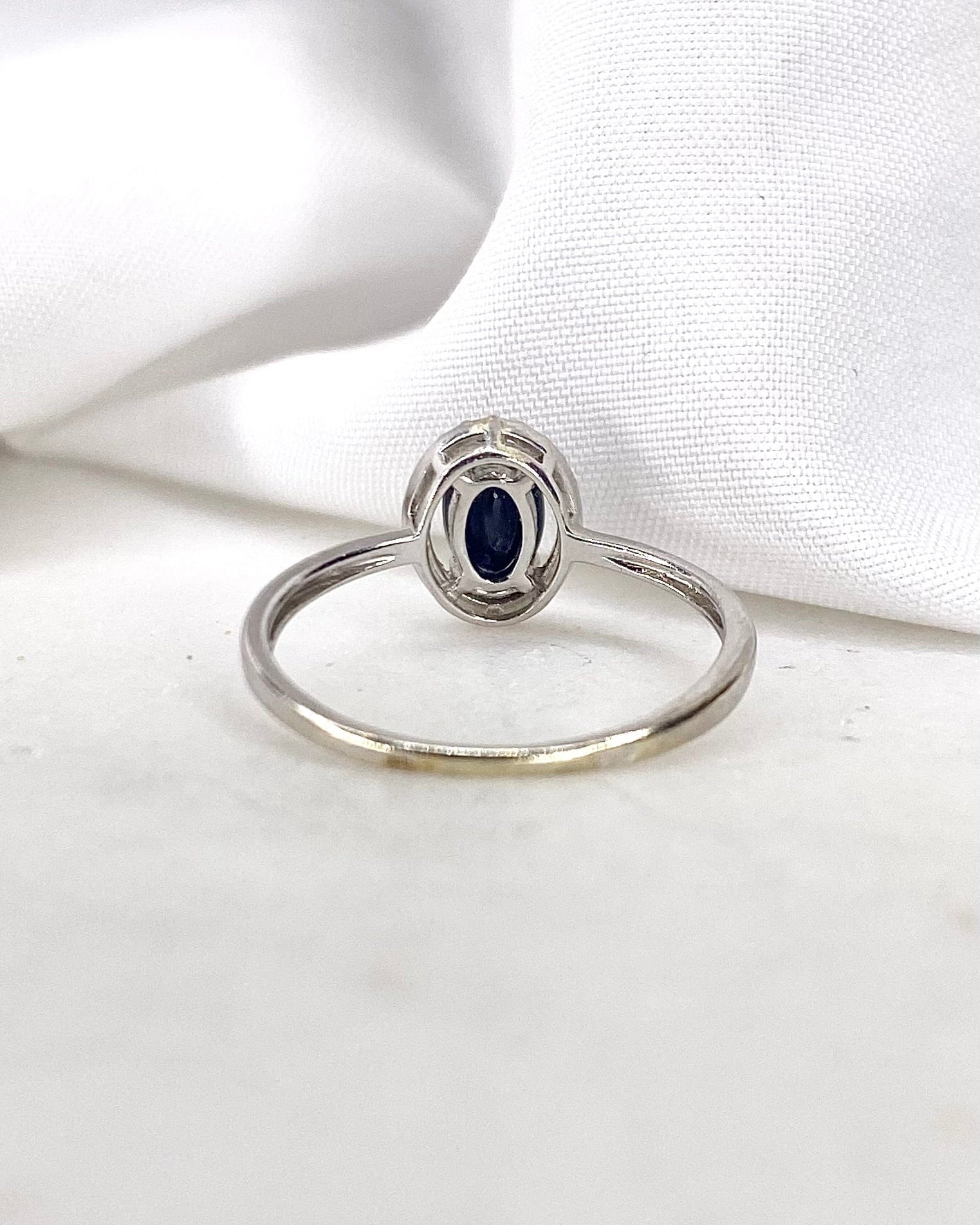 Bague Marguerite Saphir &amp; Diamants "Alina" - Elliade Paris