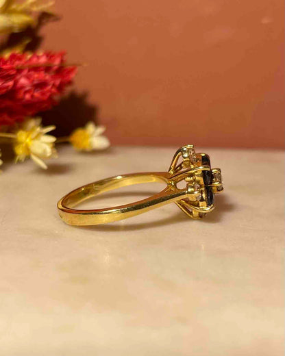 Bague Marguerite Saphir &amp; Diamants &quot;Alyssia&quot; - Elliade Paris