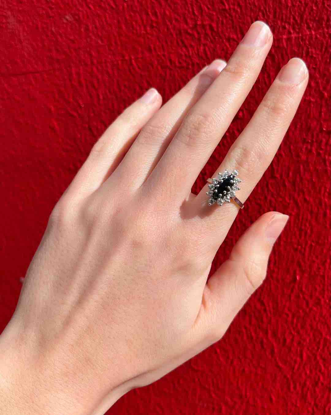 Bague Marguerite Saphir &amp; Diamants "Ayda" - Elliade Paris
