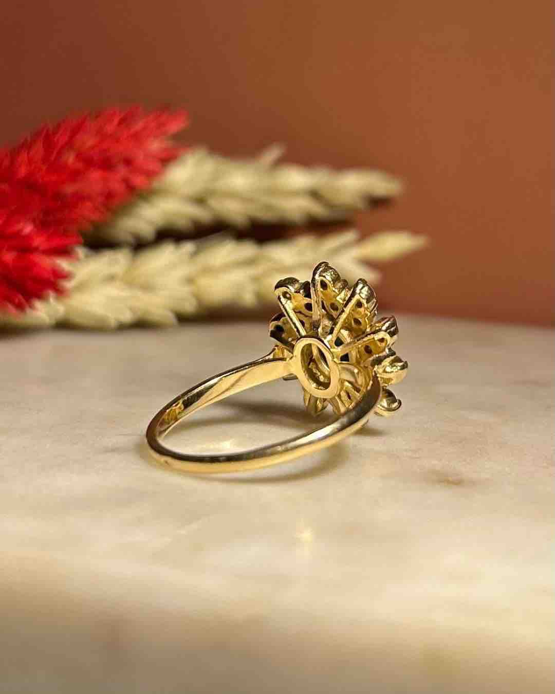 Bague Marguerite Saphir &amp; Diamants "Blanche" - Elliade Paris