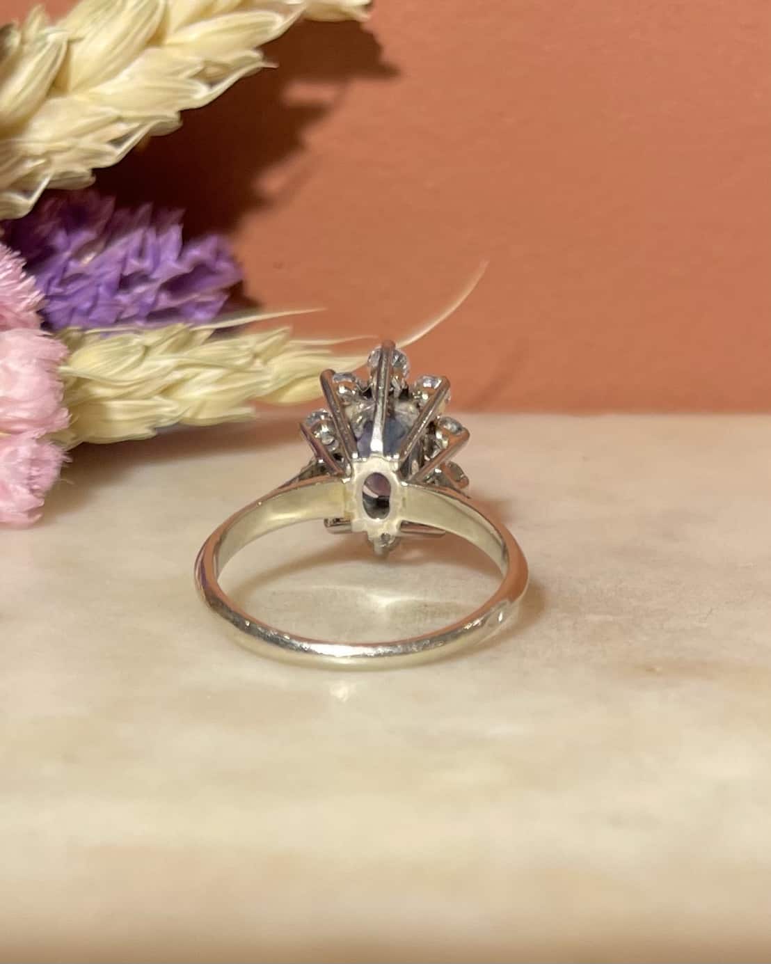 Bague Marguerite Saphir &amp; Diamants &quot;Caspian&quot; - Elliade Paris