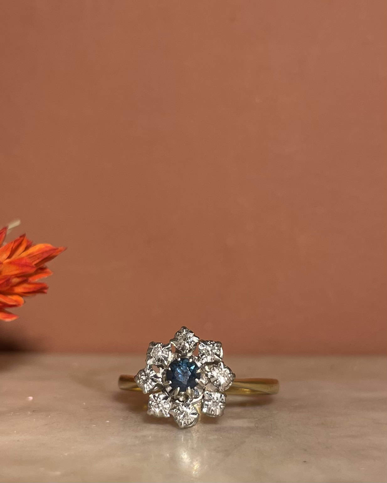 Bague Marguerite Saphir &amp; Diamants "Ceanna" - Elliade Paris