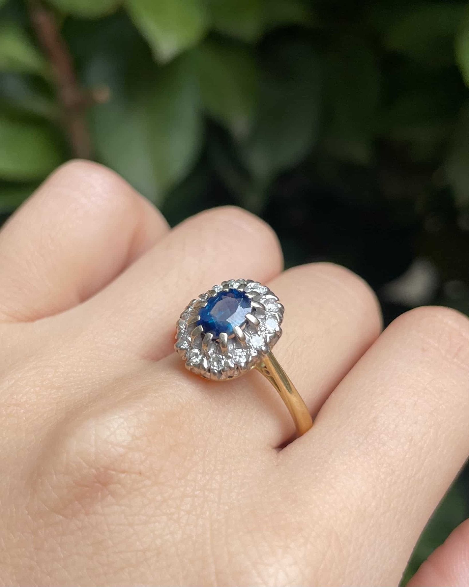 Bague Marguerite Saphir &amp; Diamants "Charlotta" - Elliade Paris
