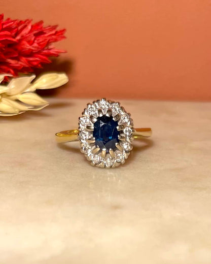Bague Marguerite Saphir &amp; Diamants &quot;Charlotta&quot; - Elliade Paris