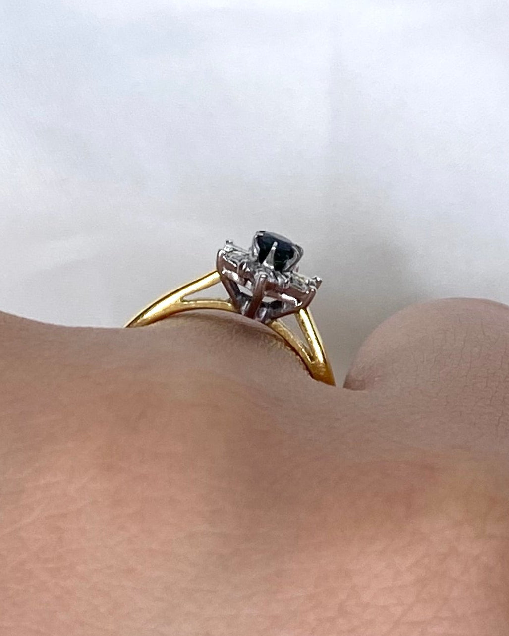 Bague Marguerite Saphir &amp; Diamants "Cristina" - Elliade Paris