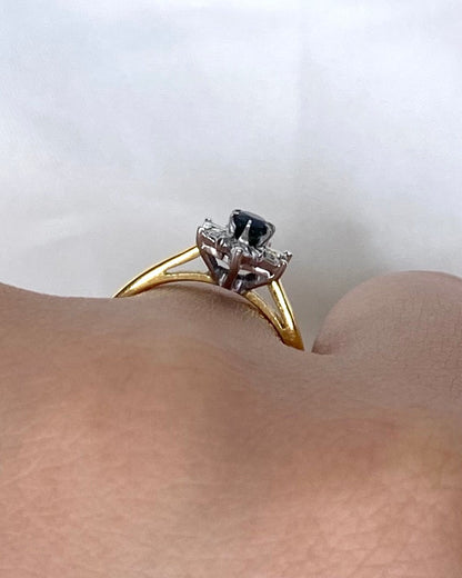 Bague Marguerite Saphir &amp; Diamants "Cristina" - Elliade Paris