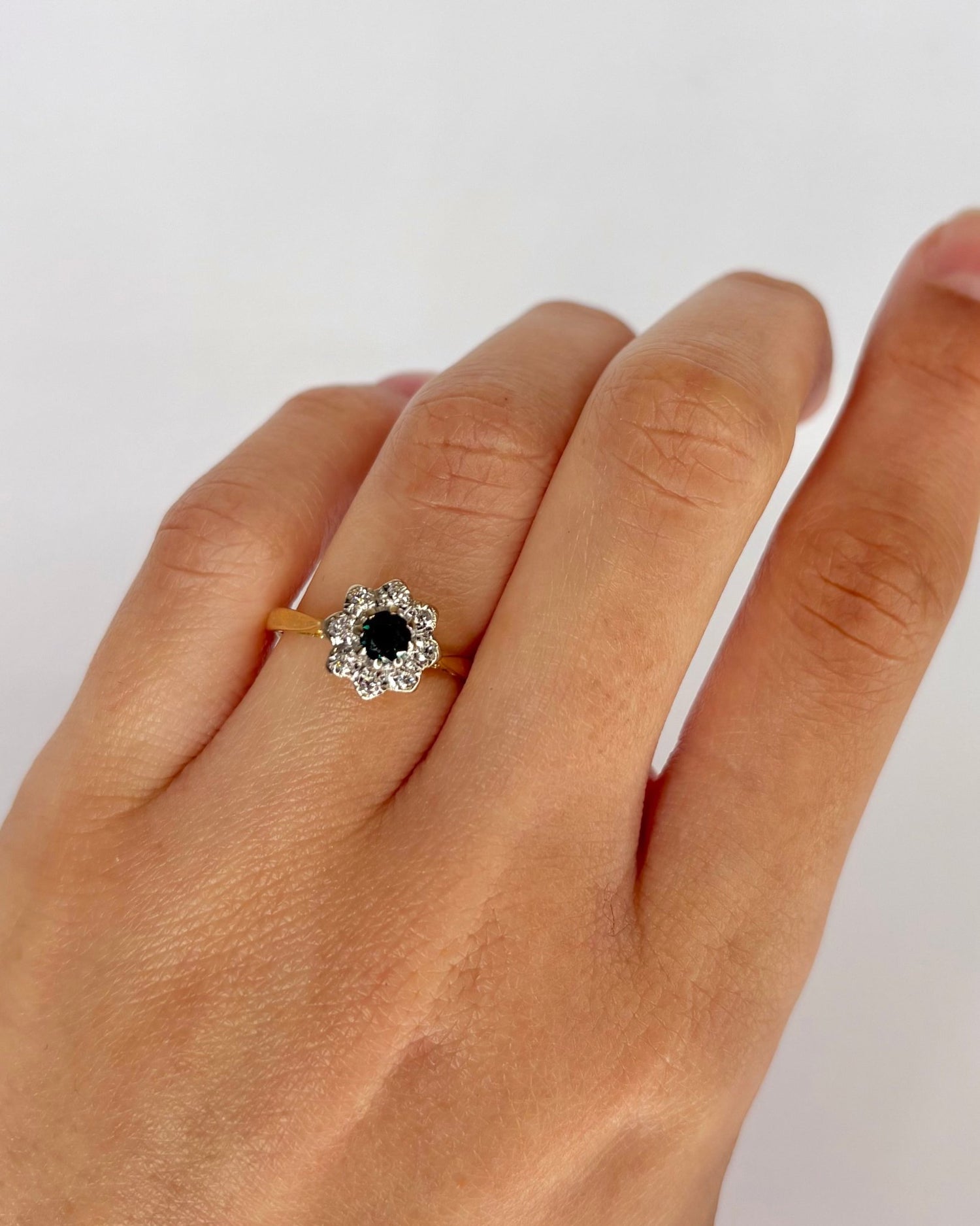Bague Marguerite Saphir &amp; Diamants "Cybèle" - Elliade Paris