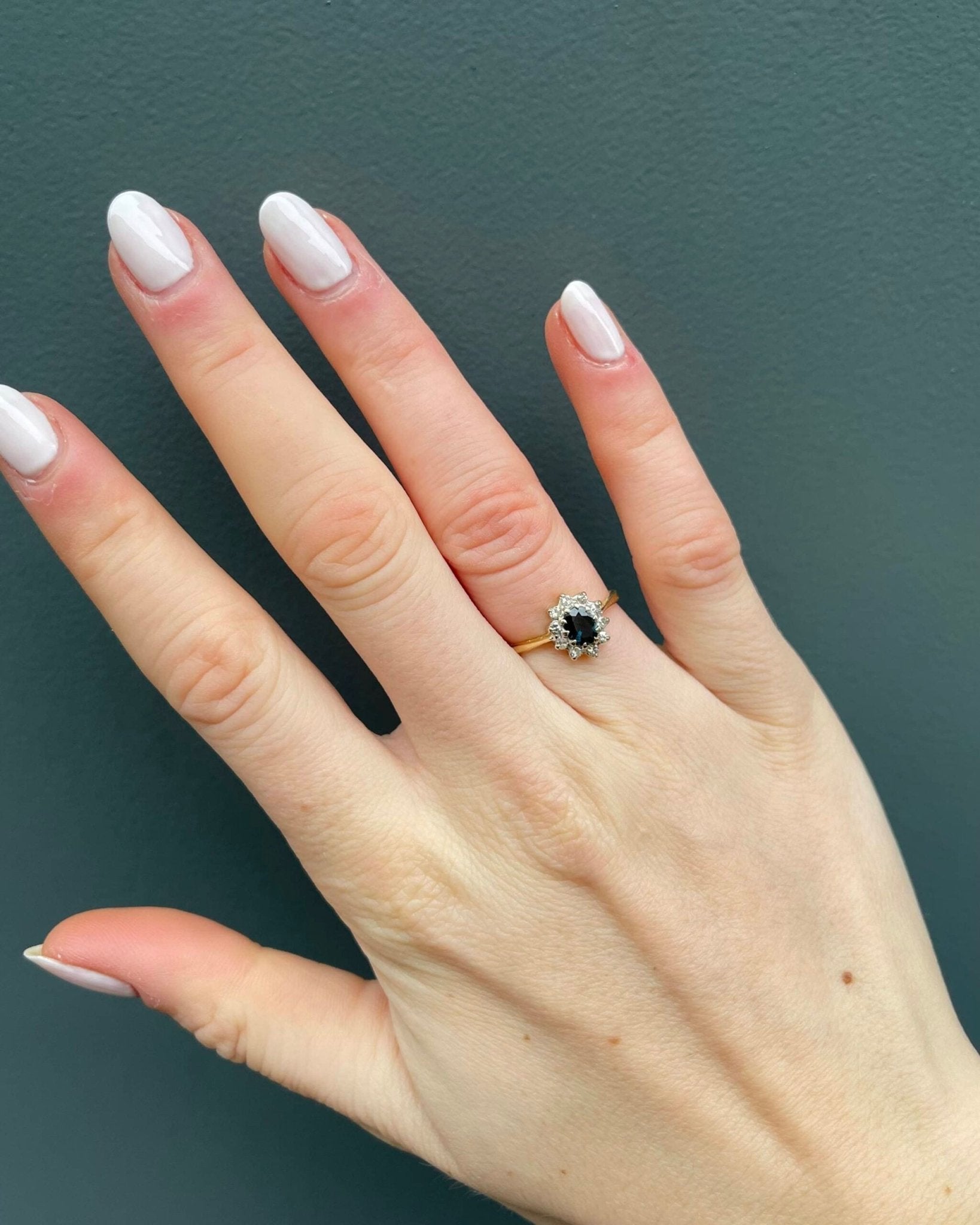 Bague Marguerite Saphir &amp; Diamants &quot;Dana&quot; - Elliade Paris