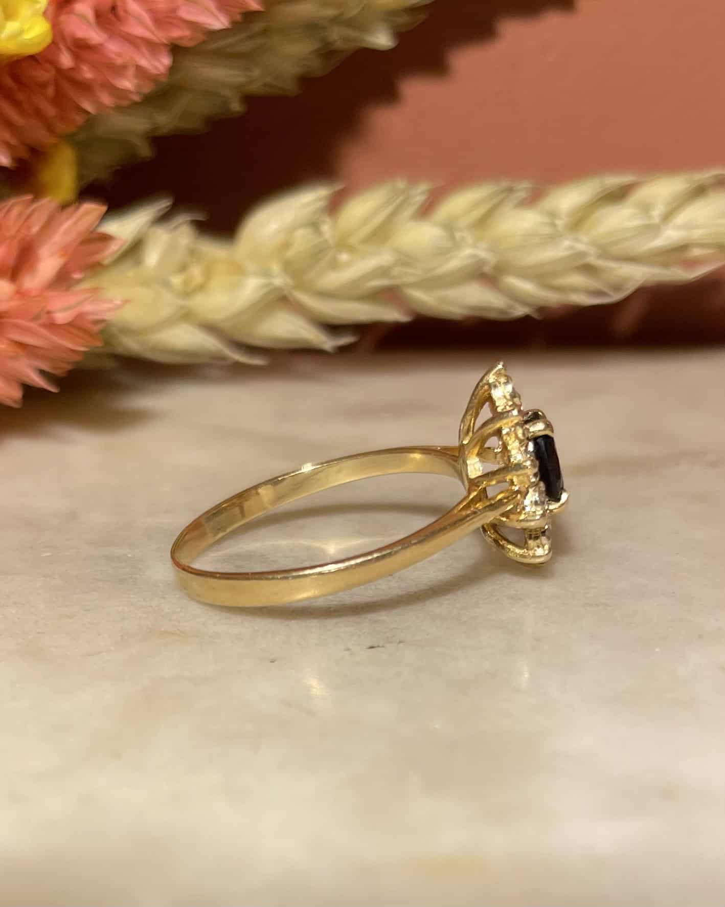 Bague Marguerite Saphir &amp; Diamants "Daniella" - Elliade Paris