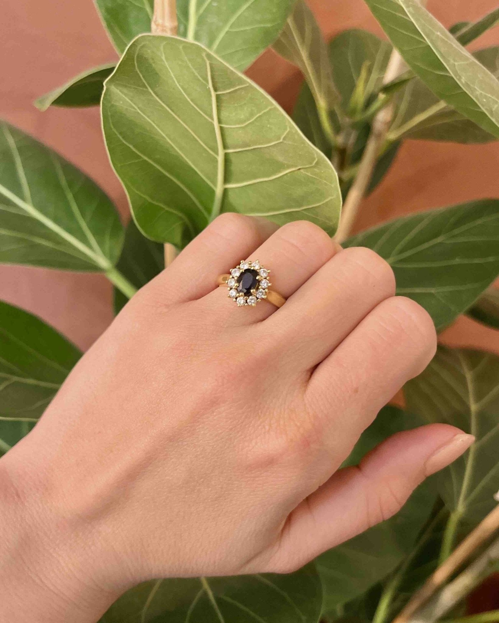 Bague Marguerite Saphir &amp; Diamants "Déa" - Elliade Paris