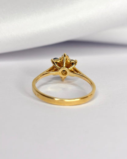 Bague Marguerite Saphir &amp; Diamants "Edwige" - Elliade Paris