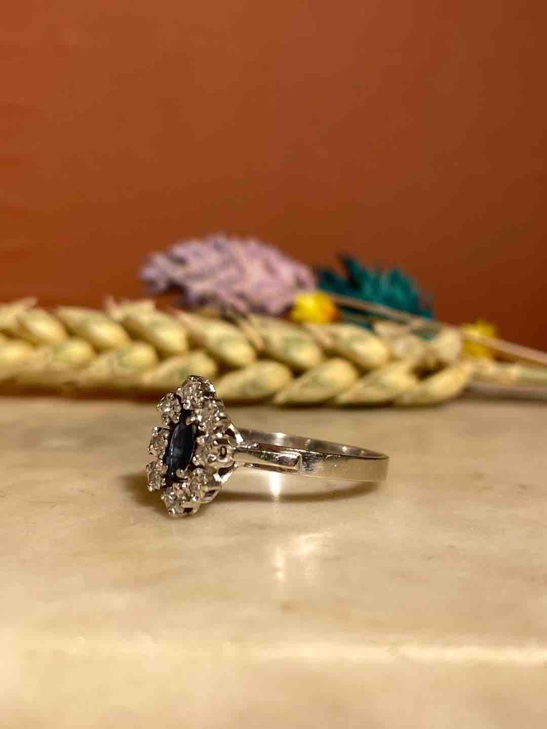 Bague Marguerite Saphir &amp; Diamants "Dina"