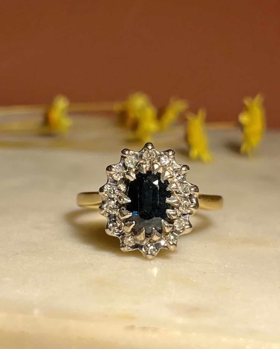 Bague Marguerite Saphir &amp; Diamants "Ellie" - Elliade Paris