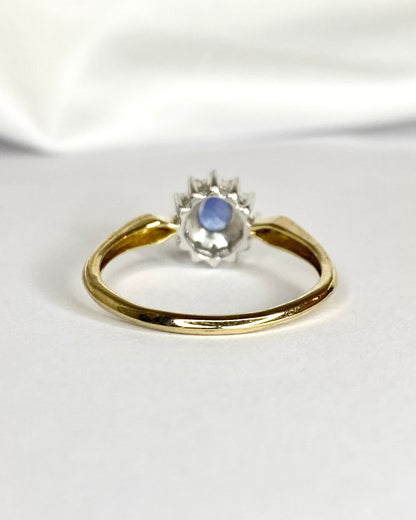 Bague Marguerite Saphir &amp; Diamants "Esma" - Elliade Paris