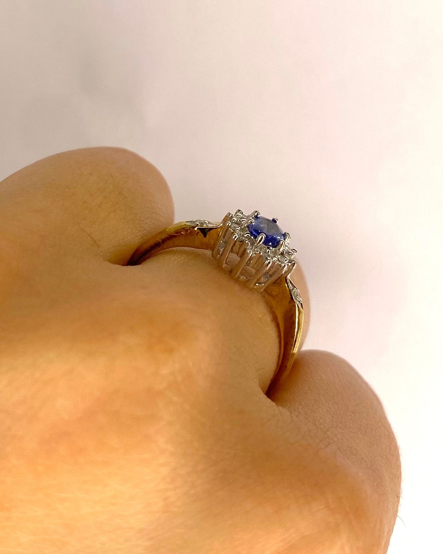 Bague Marguerite Saphir &amp; Diamants "Esma" - Elliade Paris
