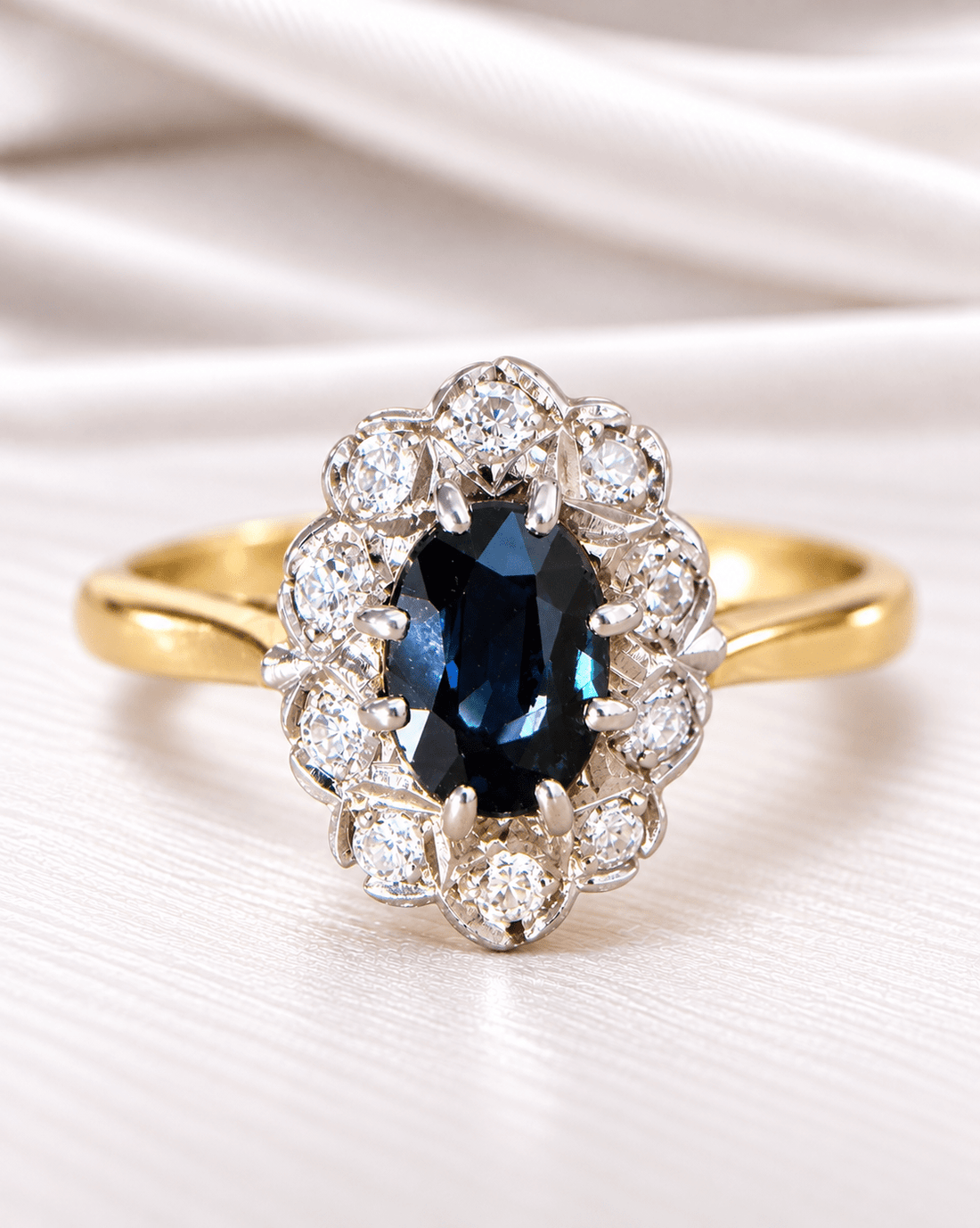 Bague Marguerite Saphir &amp; Diamants "Eugenie" - Elliade Paris