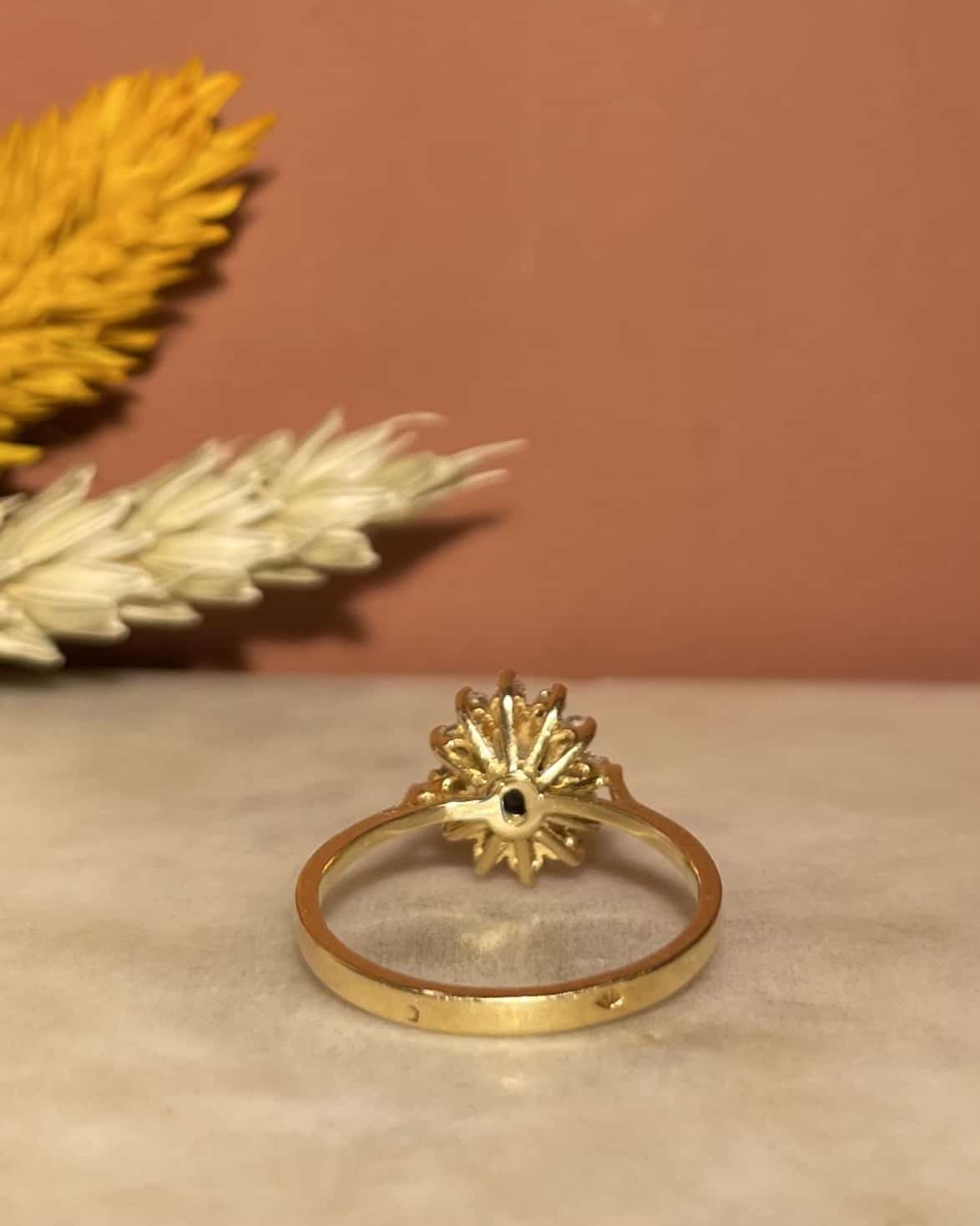 Bague Marguerite Saphir &amp; Diamants "Floriane" - Elliade Paris