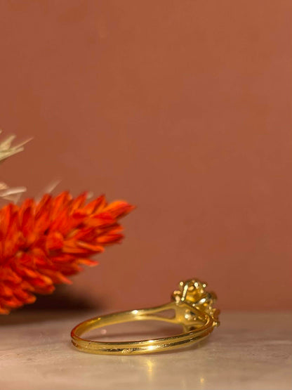 Bague Marguerite Saphir &amp; Diamants &quot;Jemmie&quot; - Elliade Paris