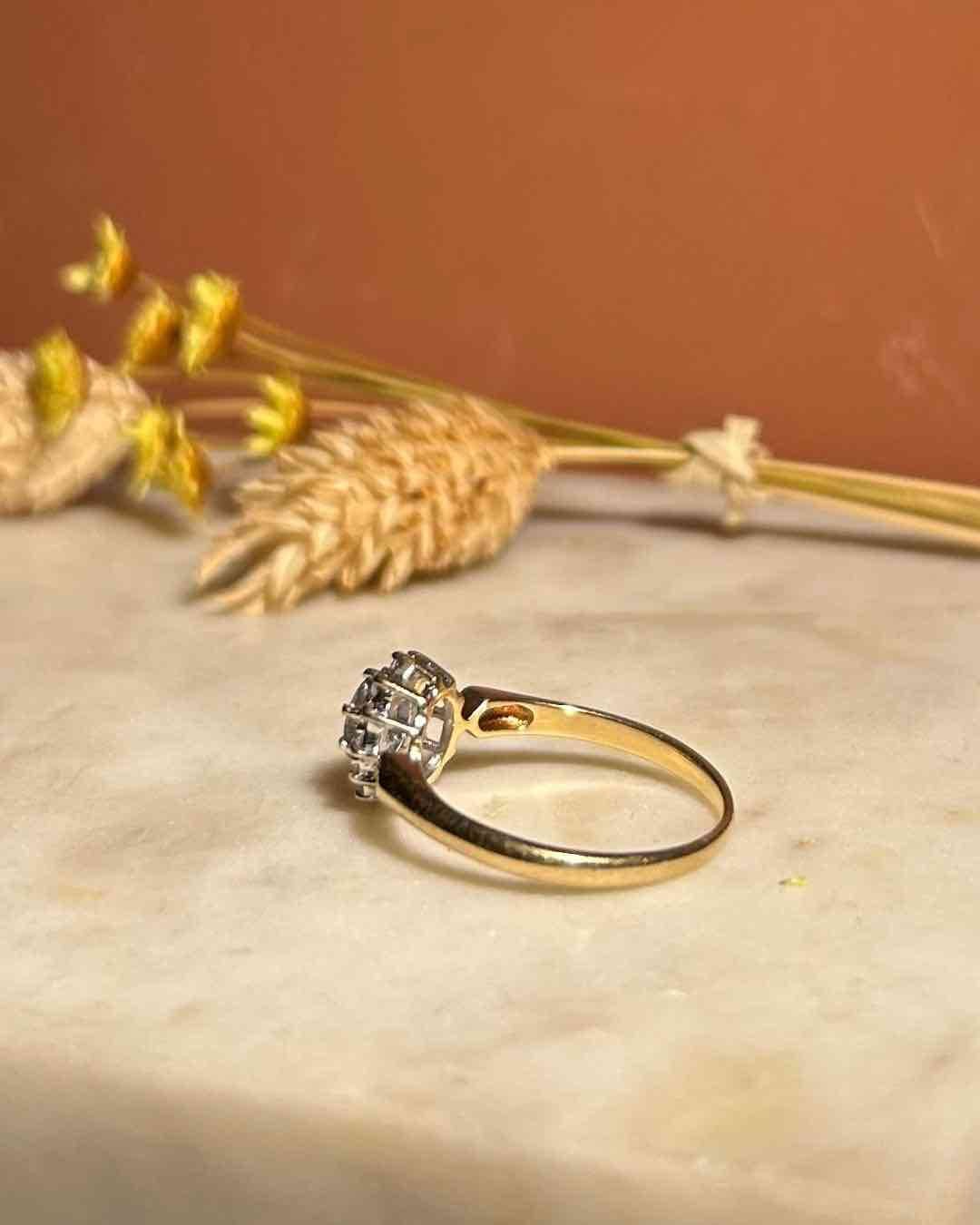 Bague Marguerite Saphir &amp; Diamants "Laia" - Elliade Paris