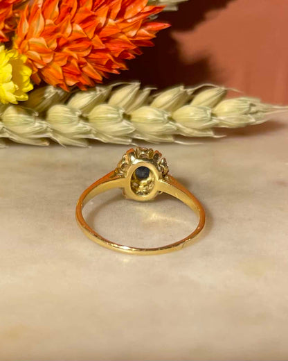 Bague Marguerite Saphir &amp; Diamants &quot;Laurence&quot; - Elliade Paris