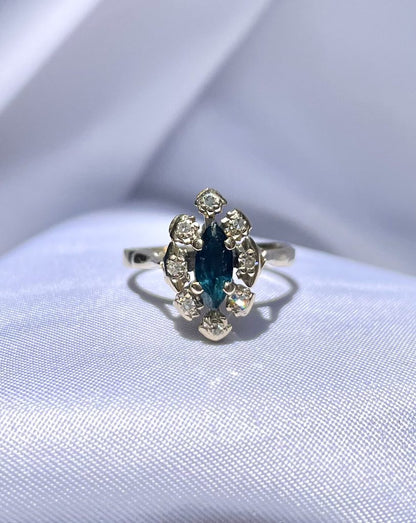 Bague Marguerite Saphir &amp; Diamants &quot;Madeleine&quot; - Elliade Paris