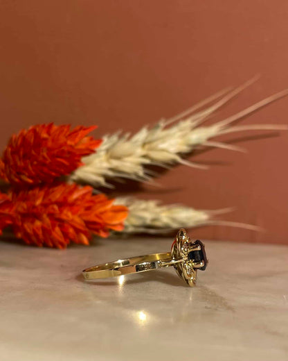Bague Marguerite Saphir &amp; Diamants &quot;Masha&quot; - Elliade Paris