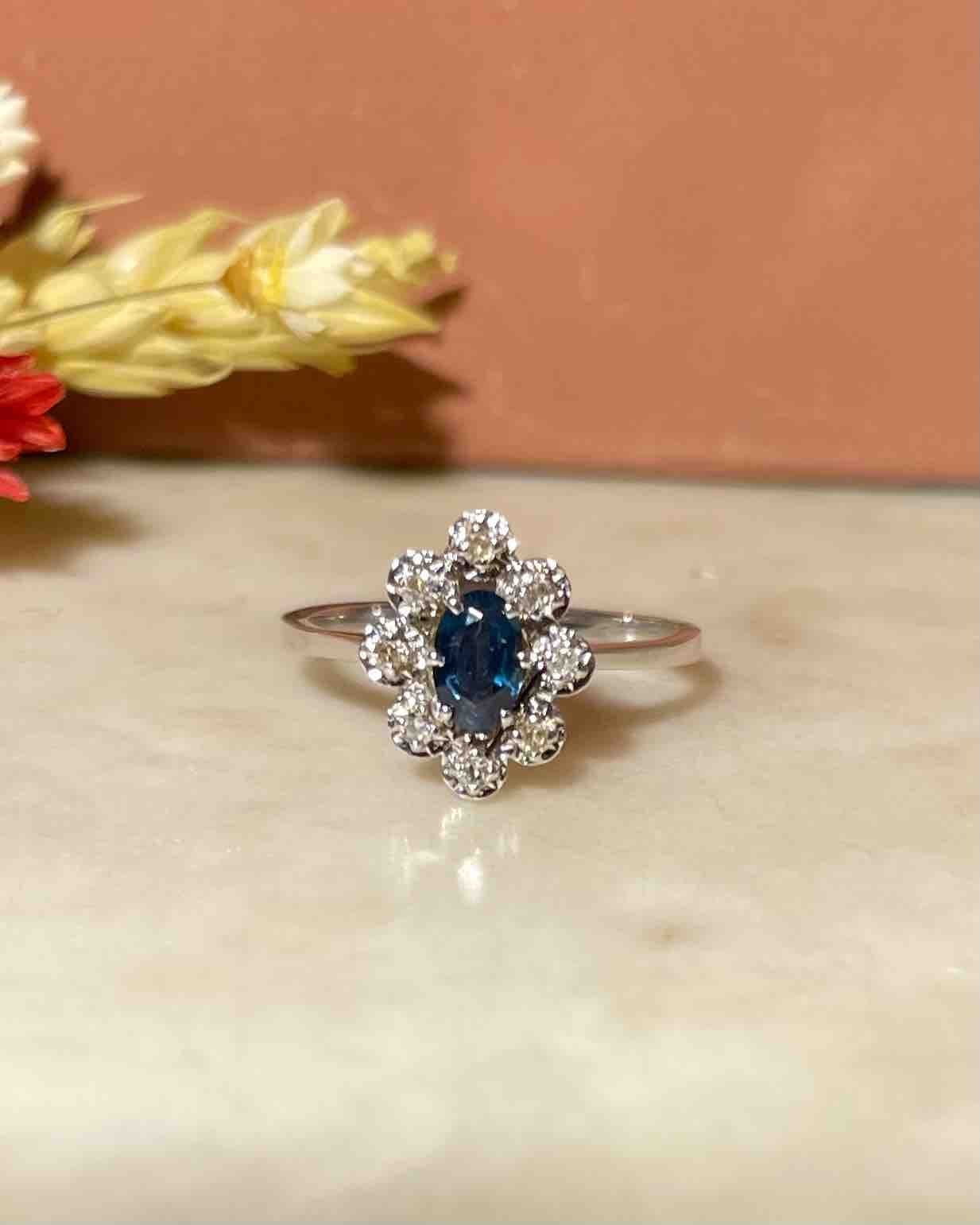 Bague Marguerite Saphir &amp; Diamants "Maxine" - Elliade Paris