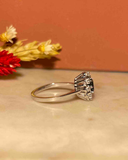 Bague Marguerite Saphir &amp; Diamants &quot;Maxine&quot; - Elliade Paris