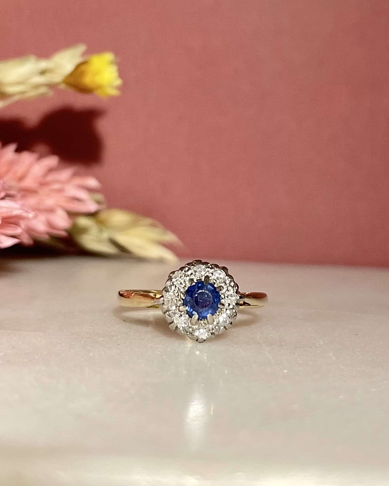 Bague Marguerite Saphir &amp; Diamants "Meyssa" - Elliade Paris