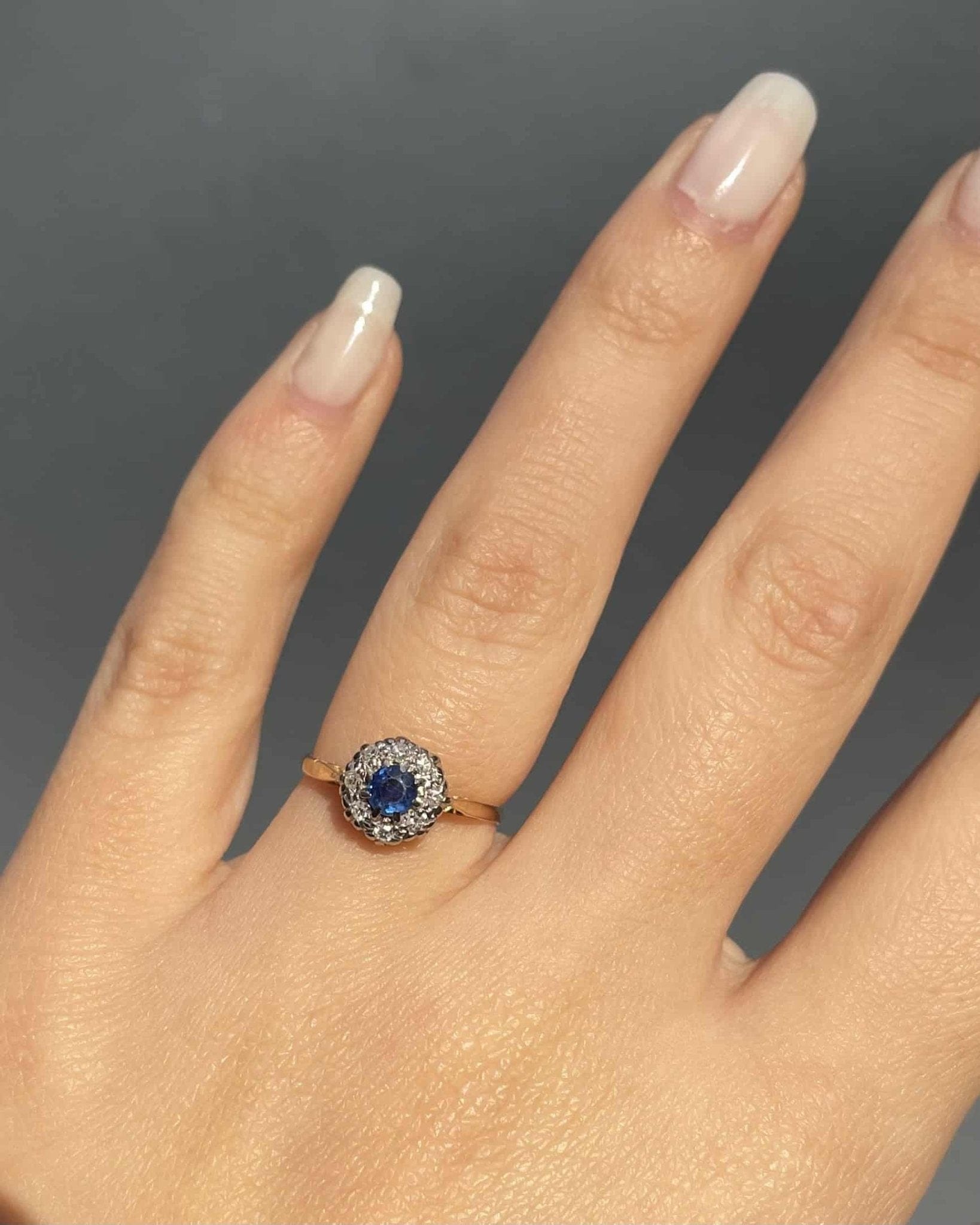Bague Marguerite Saphir &amp; Diamants "Meyssa" - Elliade Paris