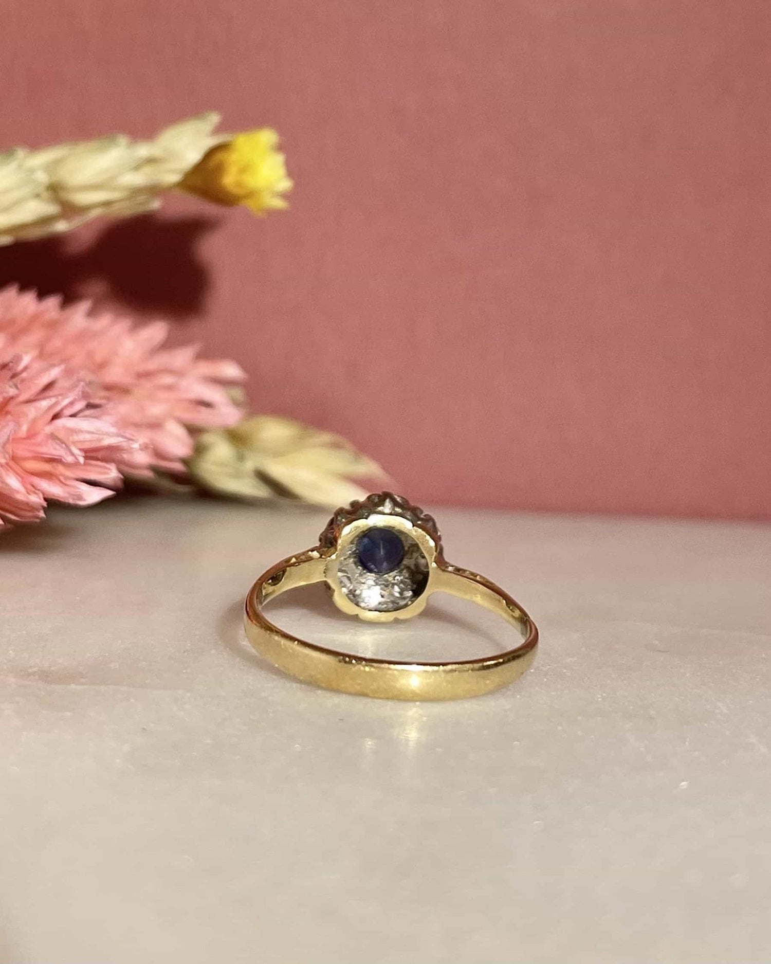 Bague Marguerite Saphir &amp; Diamants &quot;Meyssa&quot; - Elliade Paris