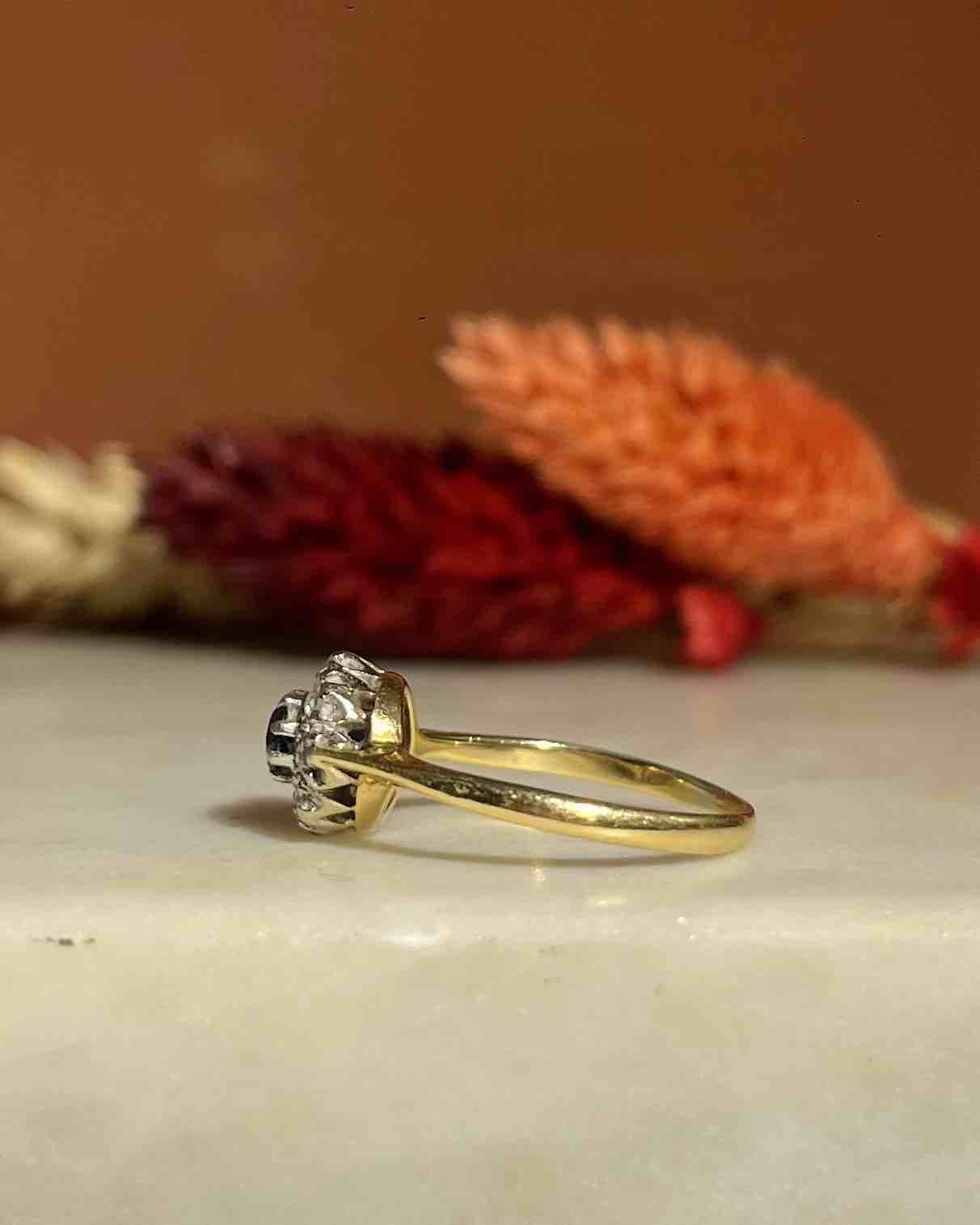 Bague Marguerite Saphir &amp; Diamants "Moana" - Elliade Paris