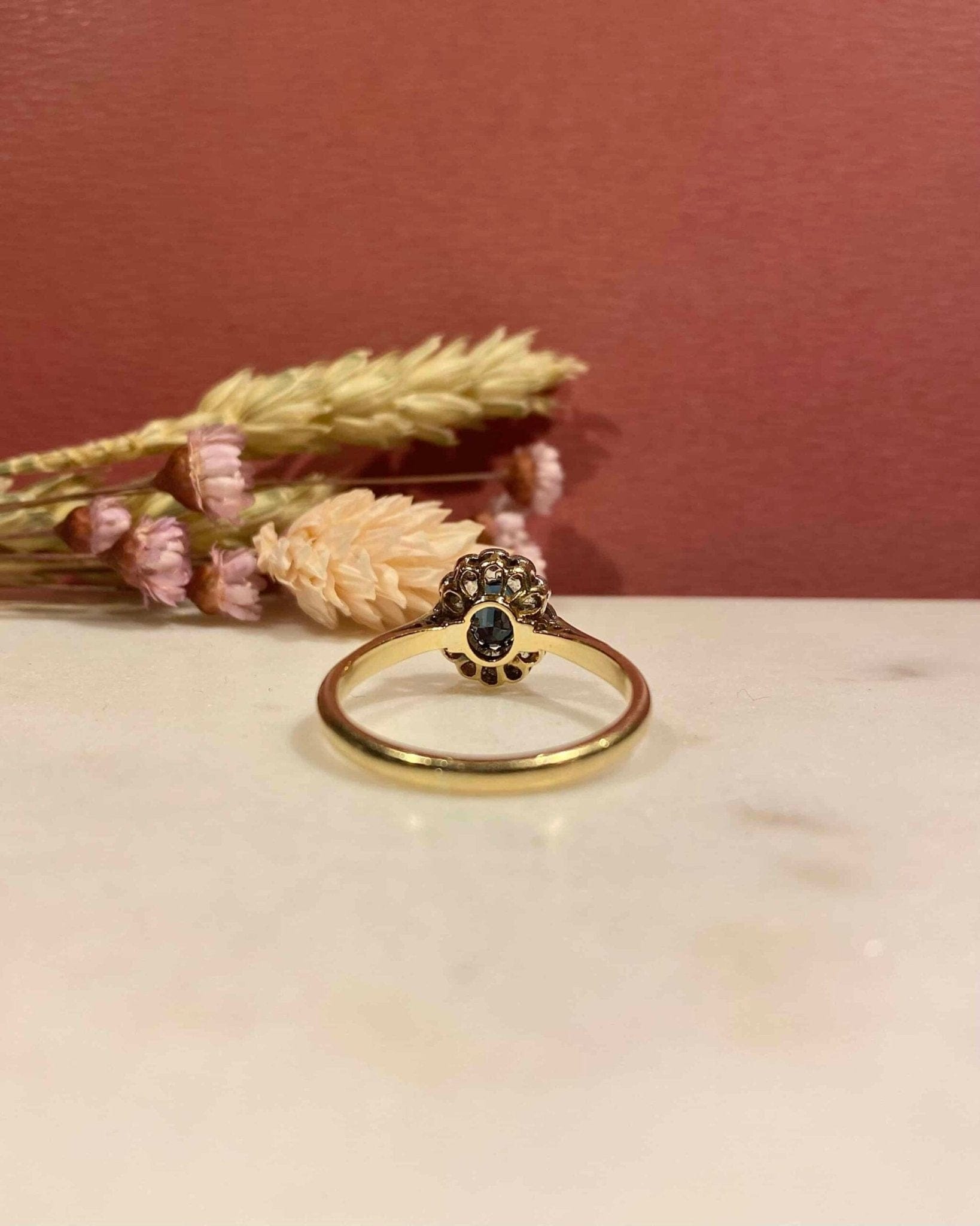 Bague Marguerite Saphir &amp; Diamants "Myrtilla" - Elliade Paris