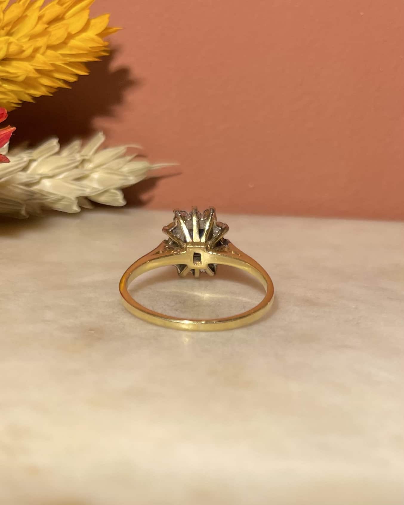 Bague Marguerite Saphir &amp; Diamants "Olivia" - Elliade Paris