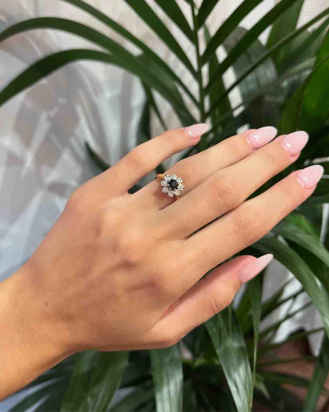Bague Marguerite Saphir &amp; Diamants &quot;Olly&quot; - Elliade Paris