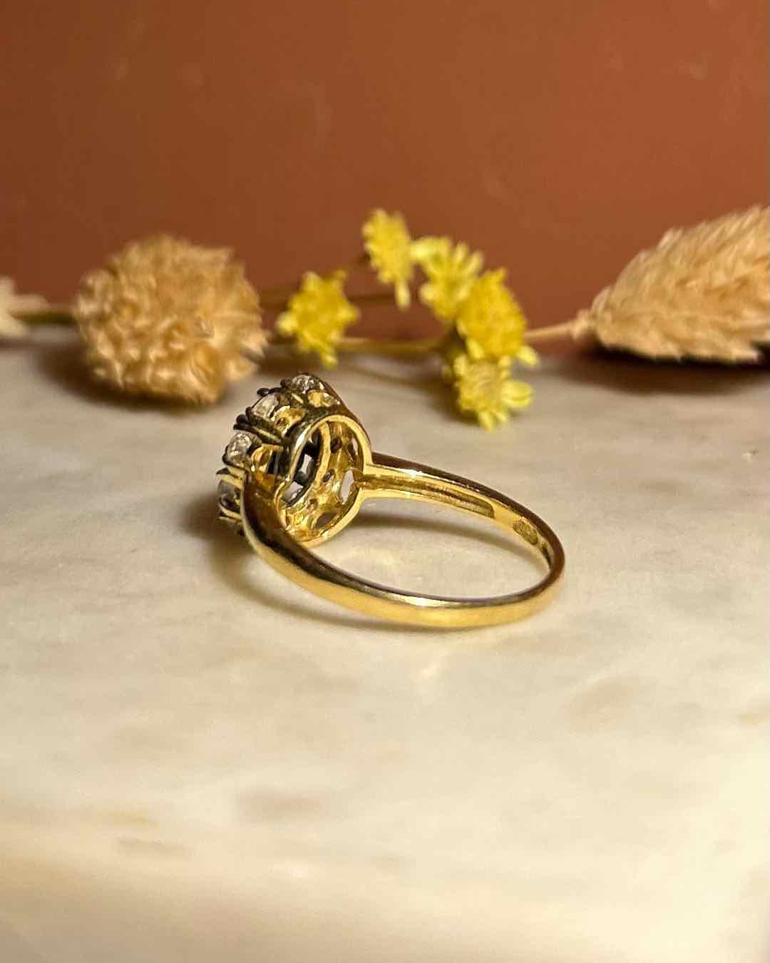 Bague Marguerite Saphir &amp; Diamants "Patsy" - Elliade Paris