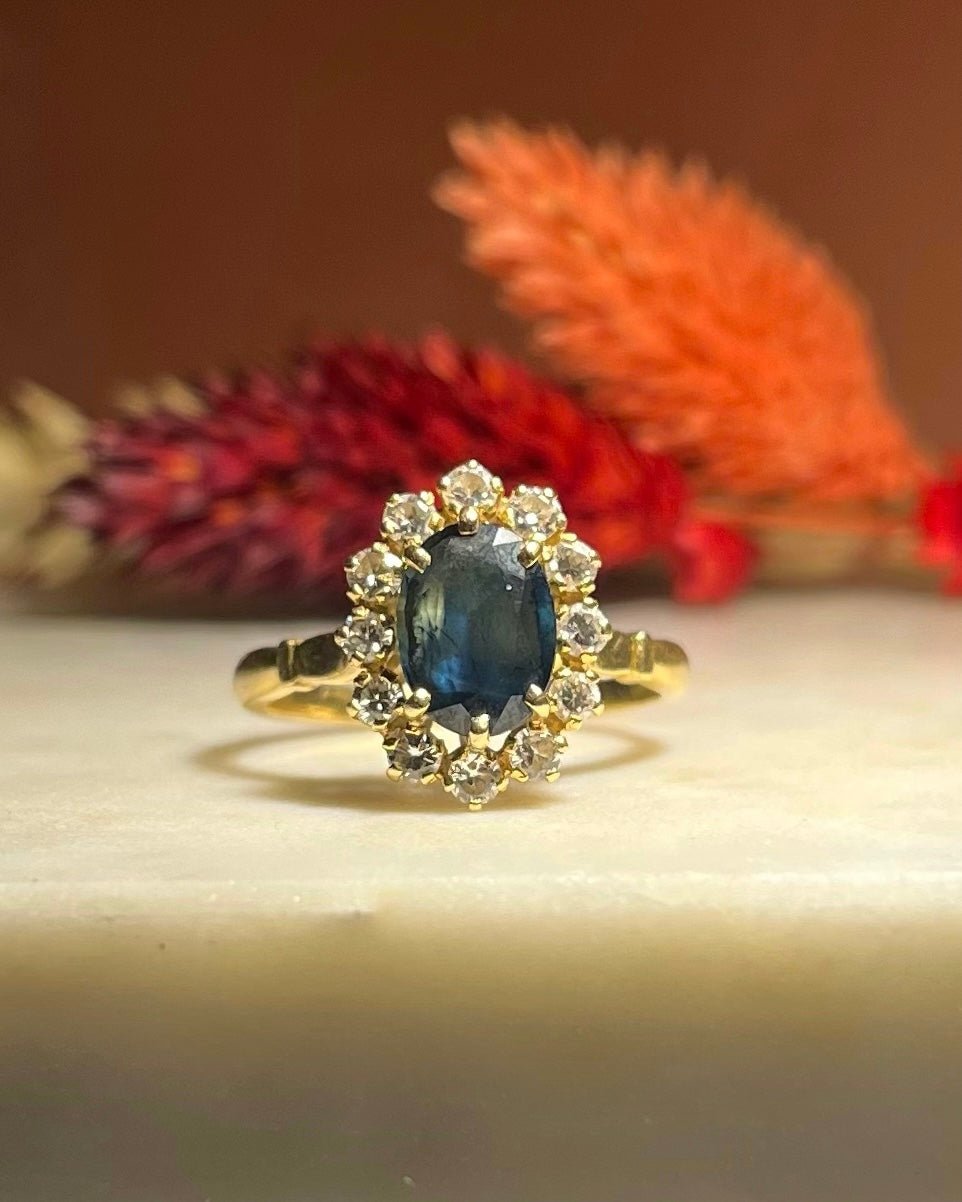 Bague Marguerite Saphir &amp; Diamants "Rosana" - Elliade Paris