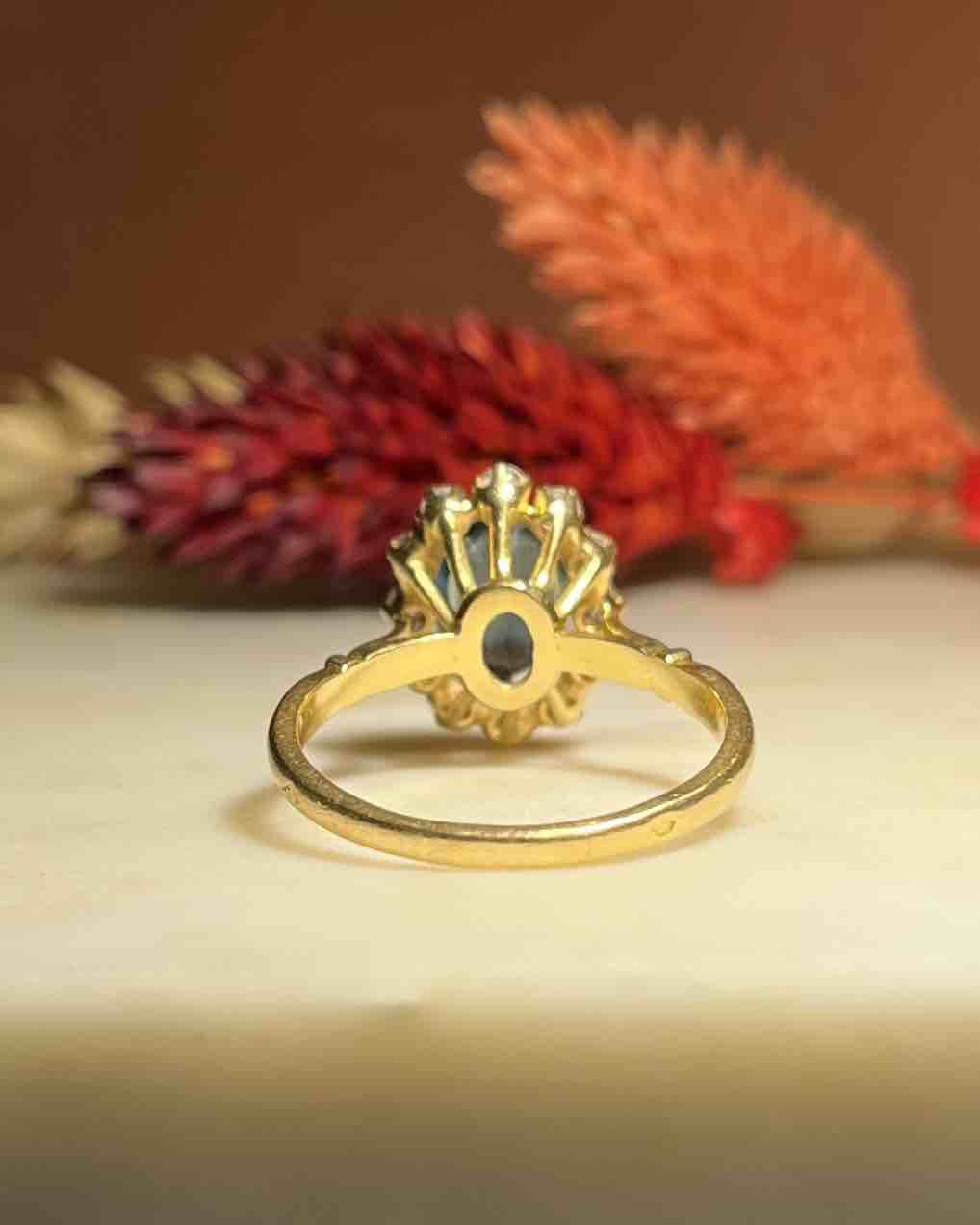 Bague Marguerite Saphir &amp; Diamants "Rosana" - Elliade Paris