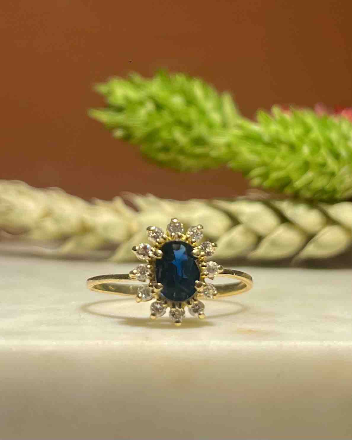 Bague Marguerite Saphir &amp; Diamants "Ryma" - Elliade Paris