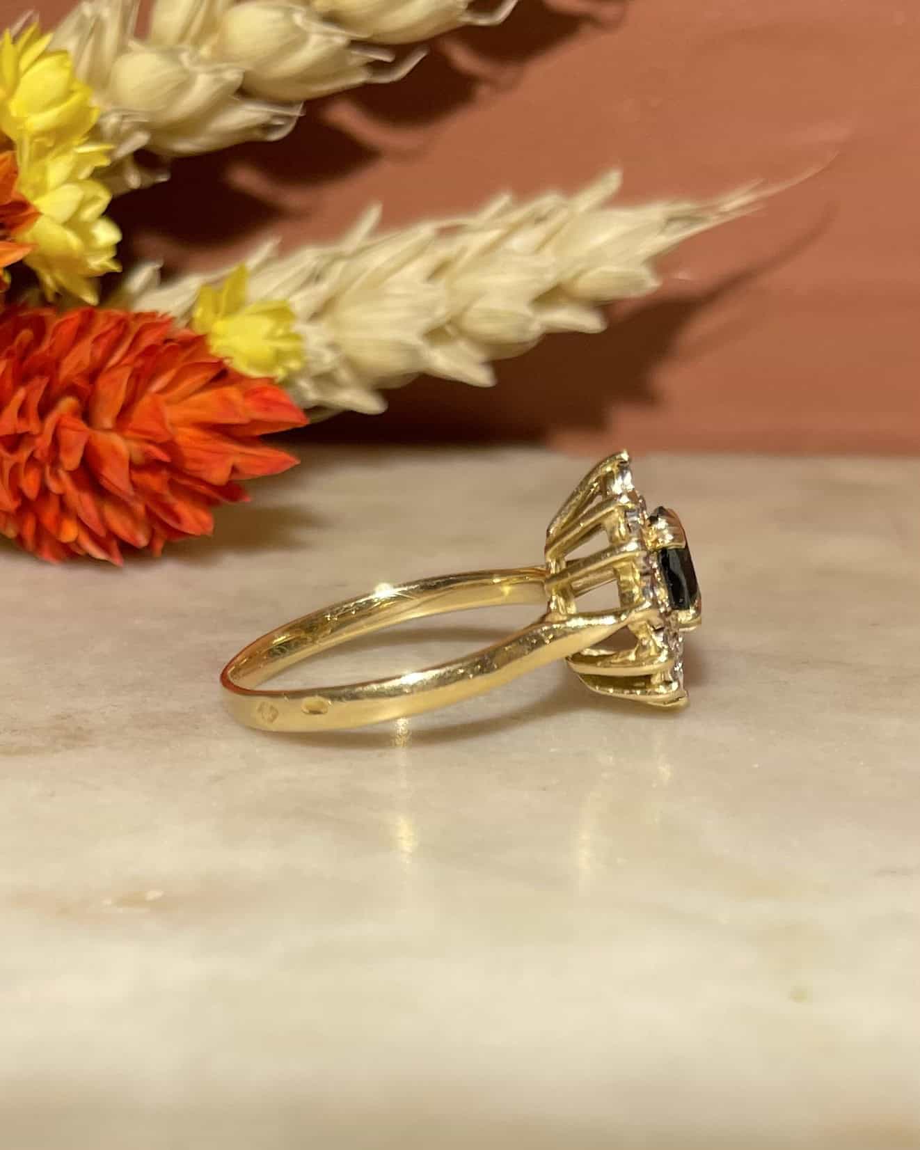 Bague Marguerite Saphir &amp; Diamants "Serenity" - Elliade Paris