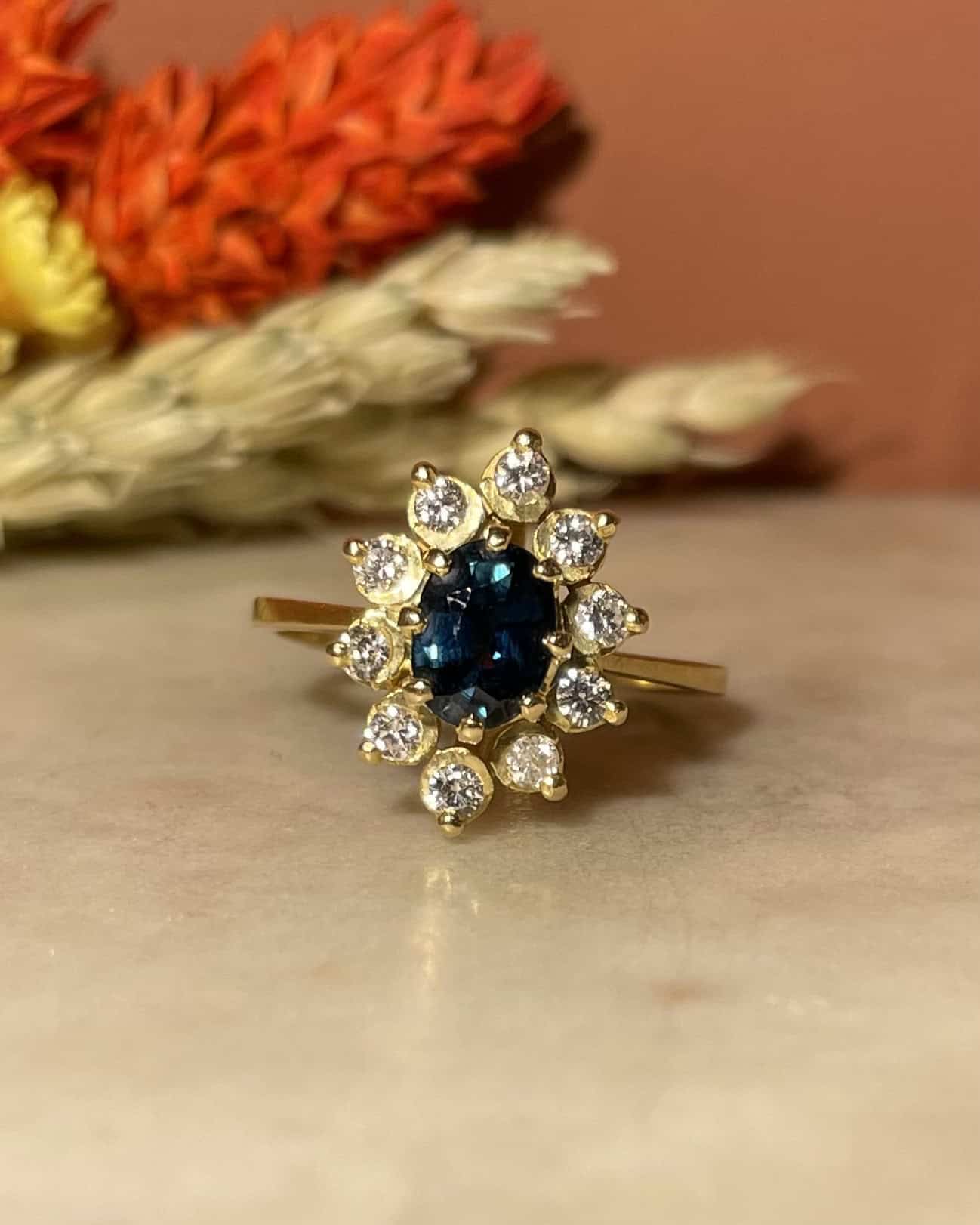 Bague Marguerite Saphir &amp; Diamants "Solena" - Elliade Paris