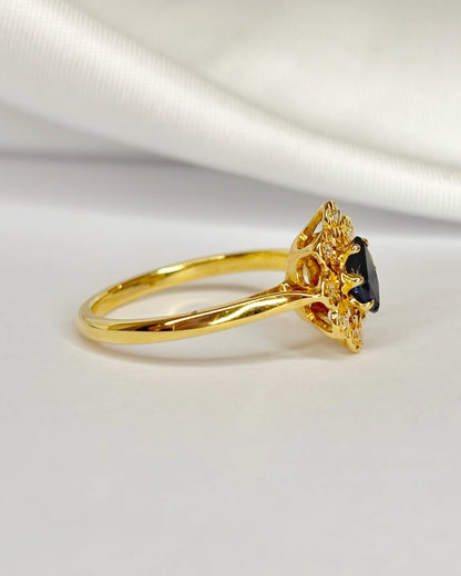 Bague Marguerite Saphir &amp; Diamants "Soumia" - Elliade Paris