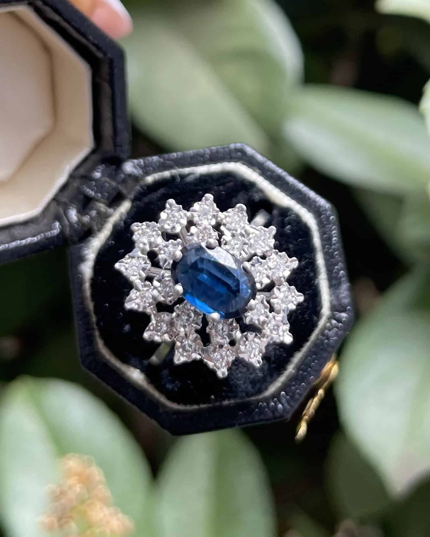 Bague Marguerite Saphir &amp; Diamants "Zalya" - Elliade Paris