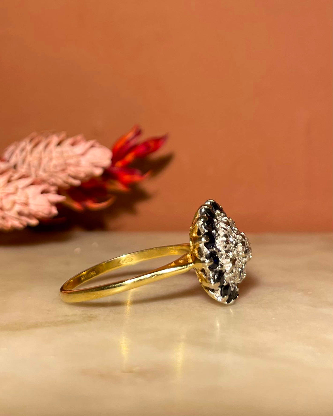 Bague Marguerite 14 Saphirs &amp; 9 Diamants &quot;Johara&quot;