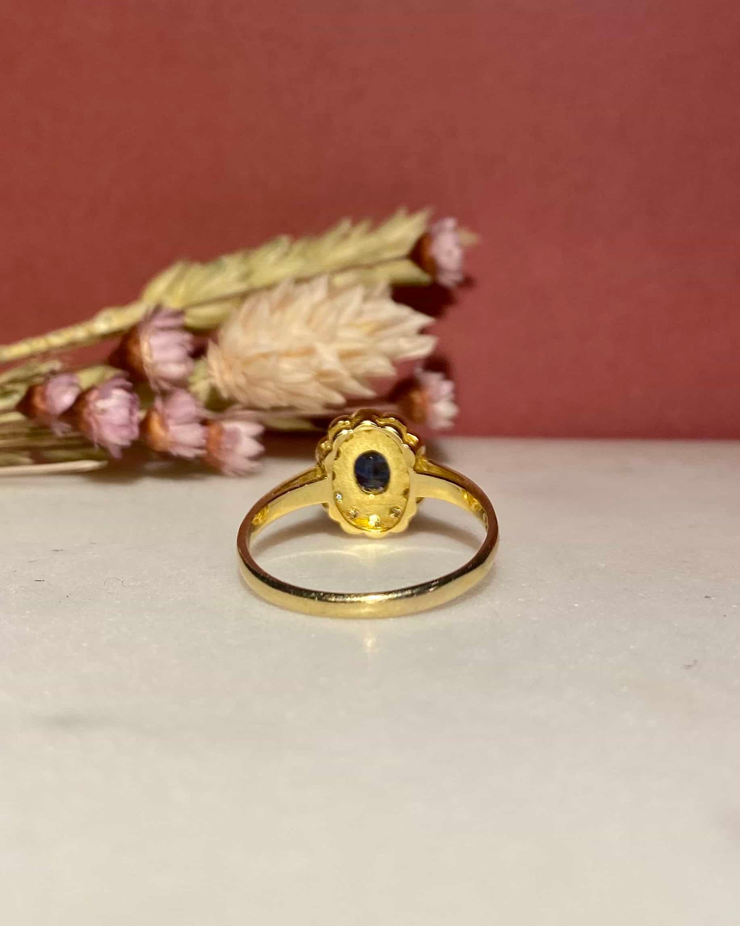 Bague Marguerite Saphir 0.30 Carat &amp; Diamants &quot;Vivianne&quot;