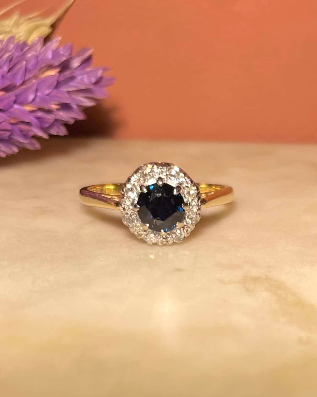 Bague Marguerite Saphir &amp; Diamants &quot;Adèle&quot;