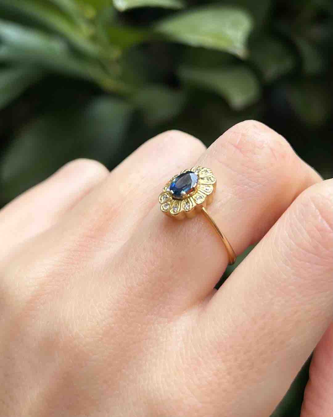 Bague Marguerite Saphir et Diamants "Olympe" - Elliade Paris