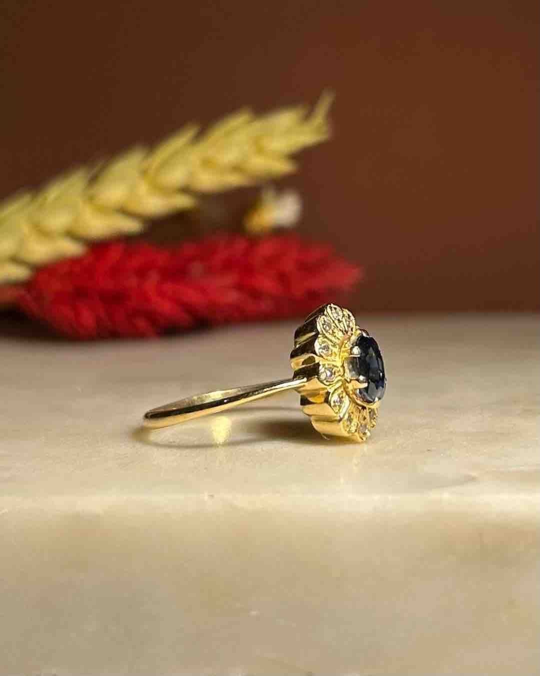 Bague Marguerite Saphir et Diamants "Olympe" - Elliade Paris