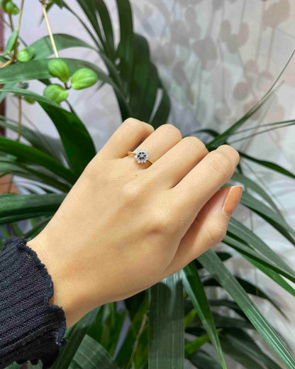 Bague Marguerite Saphirs &amp; Diamants &quot;Colyne&quot;