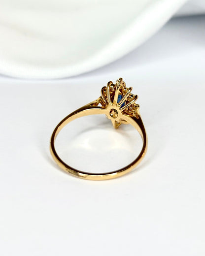 Bague Marguerite Saphir Marquise 0.30 carat &amp; Diamants "Siloé" - Elliade Paris